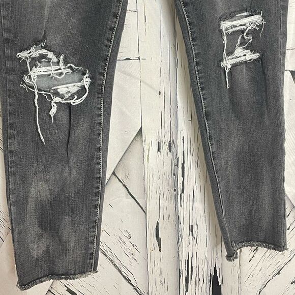 American Eagle Cropped Jegging Denim Black Distressed Jeans Hi-Rise 4 - Picture 6 of 7